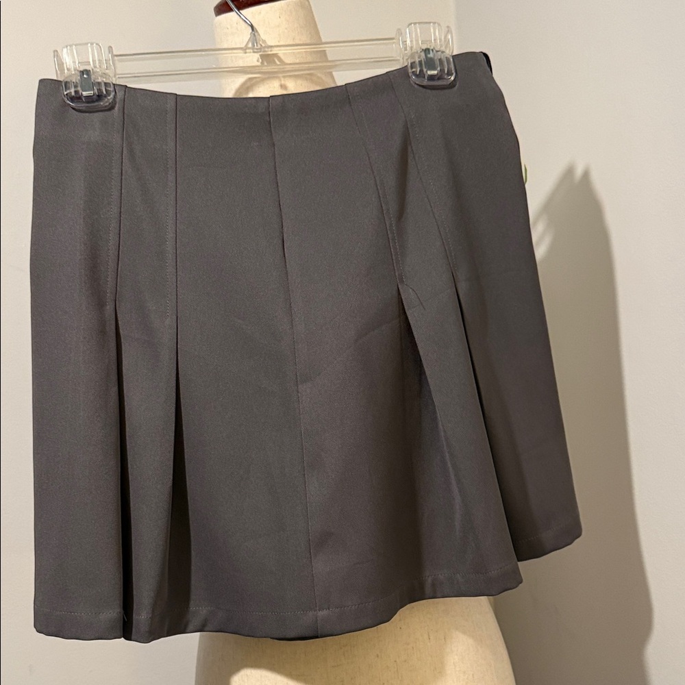Cider Elegant Gray Pleated Skirt